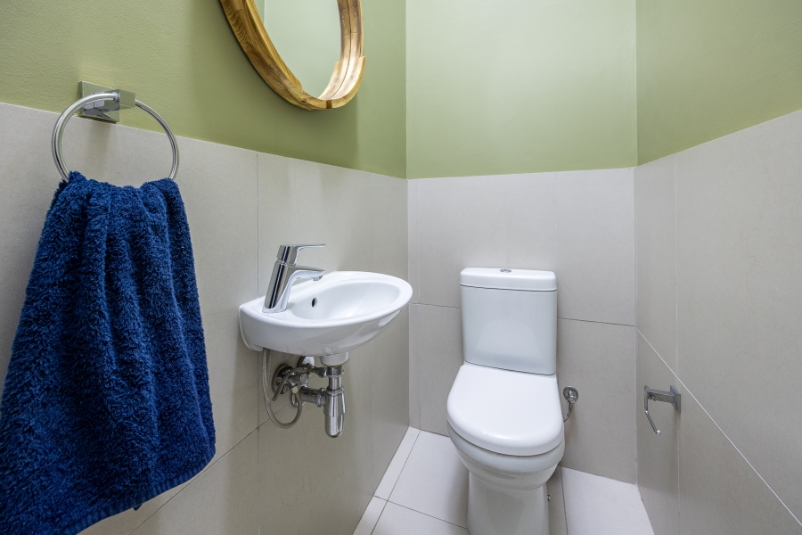 3 Bedroom Property for Sale in Jakarandas Western Cape